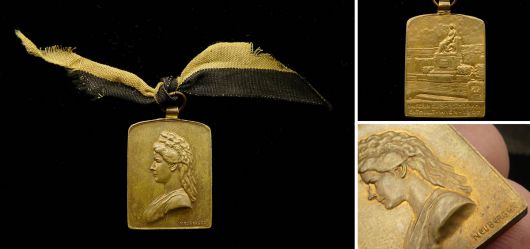 Piece of jewellery with the image of Empress Elisabeth 1907