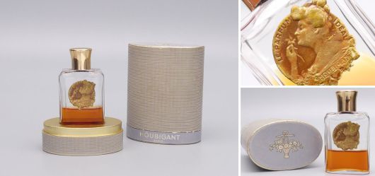 Houbigant Le Parfum Idal Vintage Flakon in Original Box 1940er  1950er