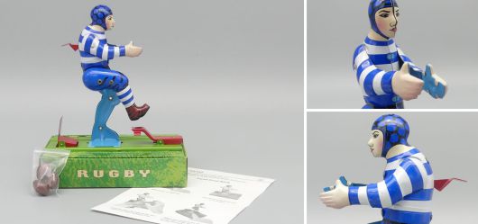 Sammler Blechspielzeug Rugby-Spieler von HA HA TOY 2006