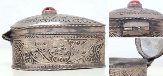 Silver box from the Orient