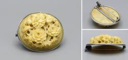 Antike Trachten Brosche Beinschnitzerei Blumenstrau� Vintage Mitte 20. Jahrhundert