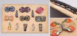 Antiker Art D�co Gablonz Musterkarton, Bakelit Dress Clips und Schnallen, Modeaccessoires, Czechoslovakia um 1930