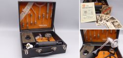 Antiker Hochfrequenz Apparat von Omega, Medizintechnik, Koffer, Glas Elektroden, um 1930